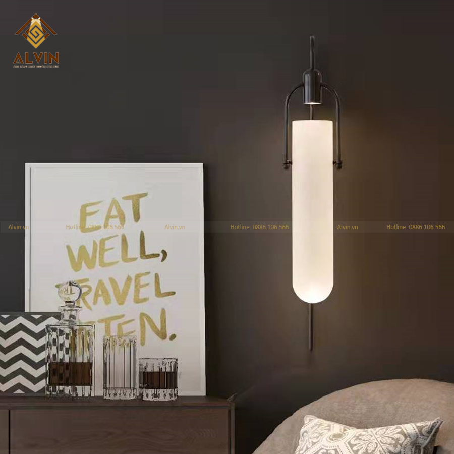 Hình-ảnh-thực-tế-đèn-gắn-tường-chao-thủy-tinh-ĐGT301#